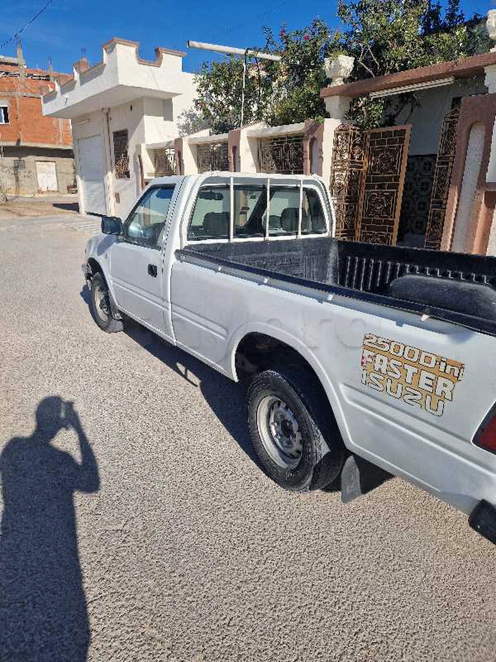 Carte voiture Isuzu Landwind