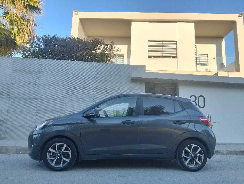 Carte voiture Hyundai i10