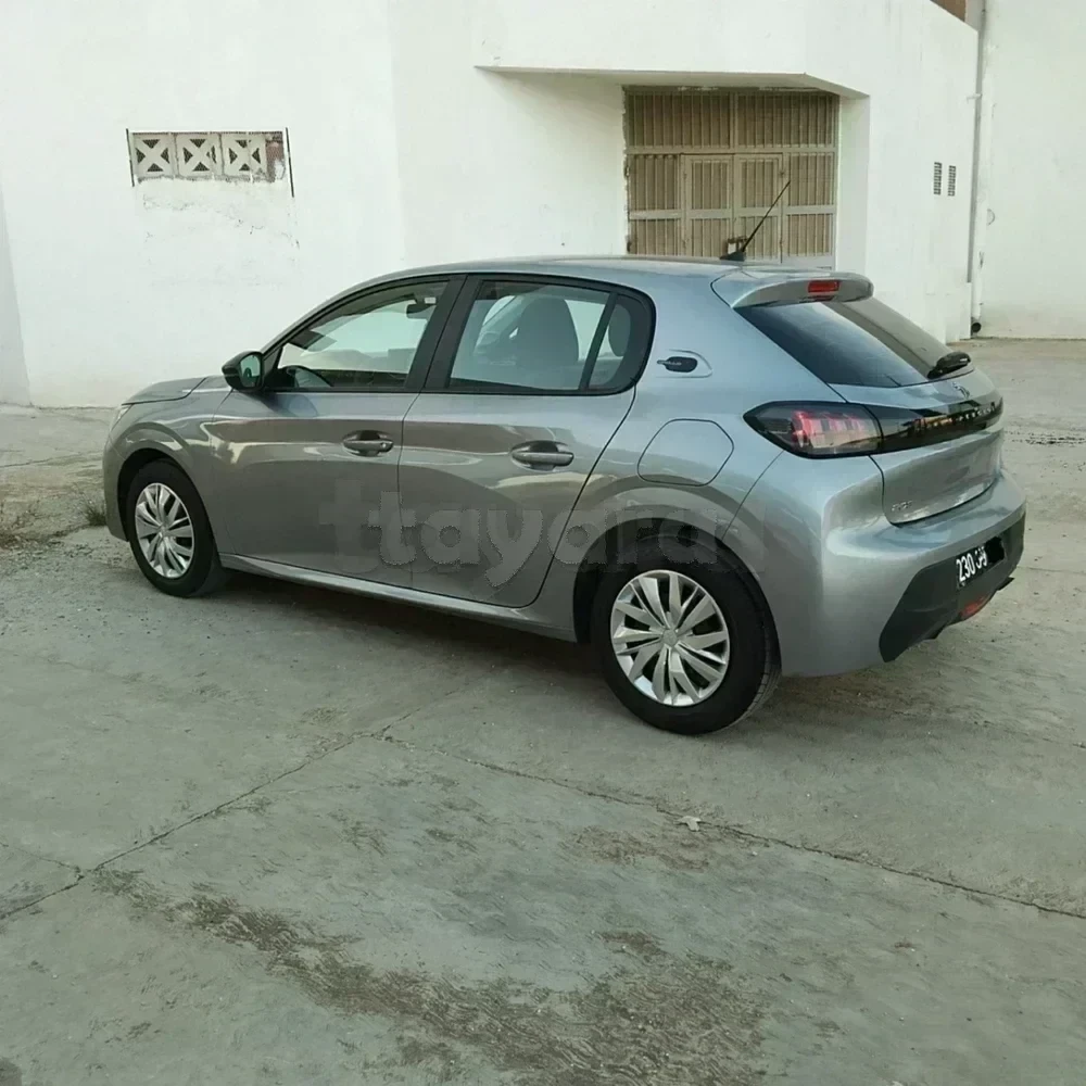 Carte voiture Peugeot 208