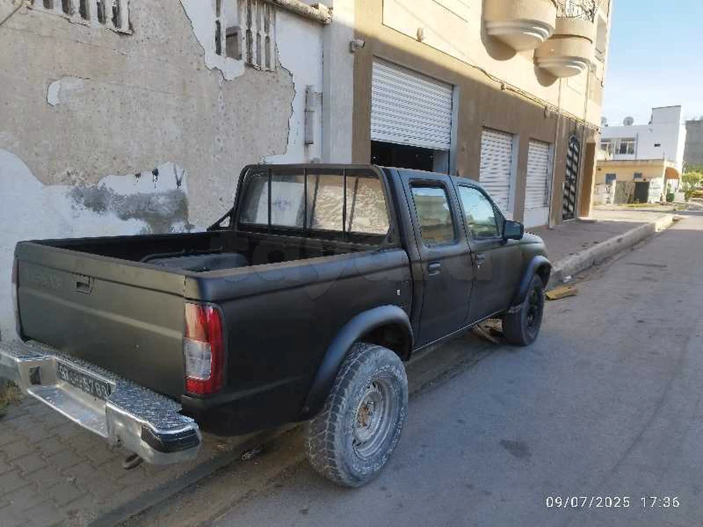 Nissan Pick up