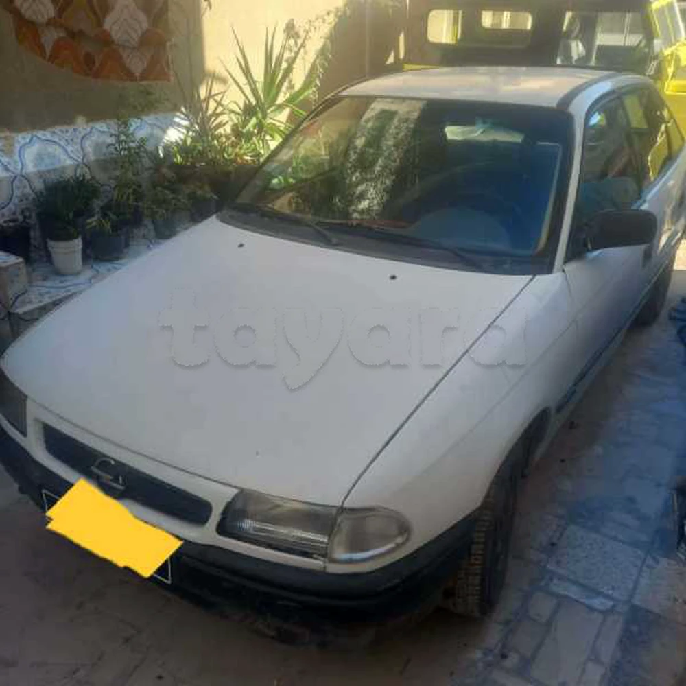 Carte voiture Opel Astra