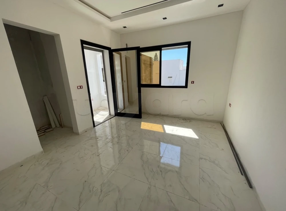 🏡 À Vendre – S+1 NEUF 60 m² – Hammamet Centre – 5 min plage – Ascenseur