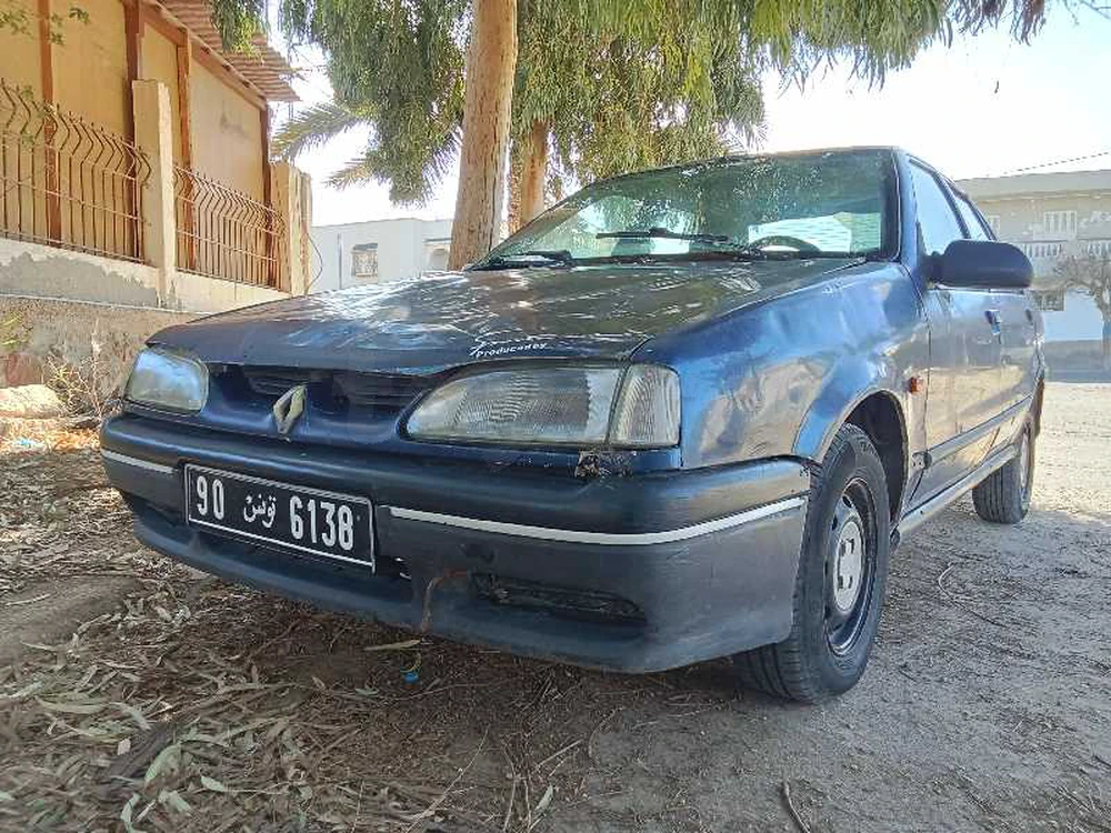 Renault 19