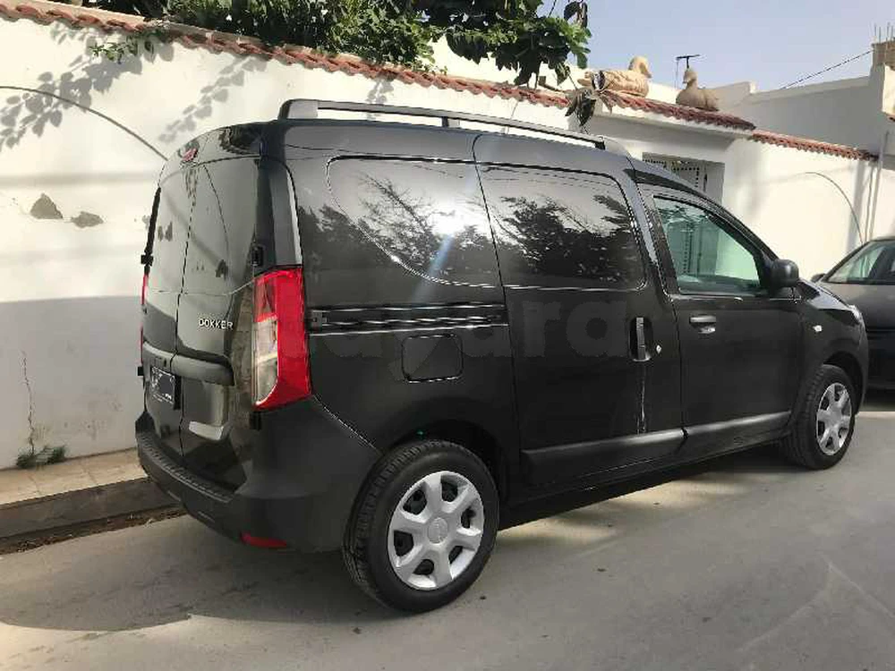 Carte voiture Dacia Dokker