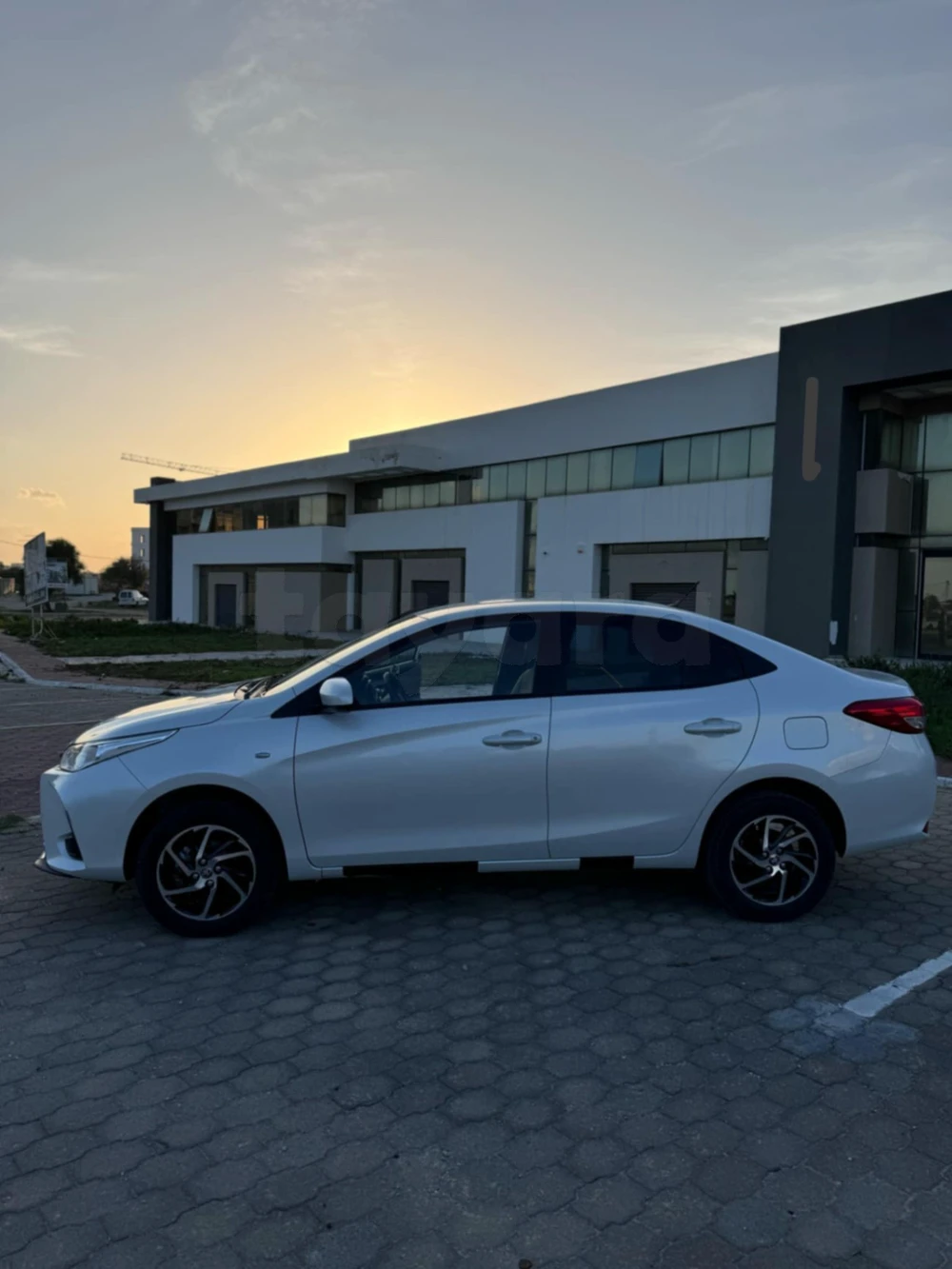 Carte voiture Toyota Yaris