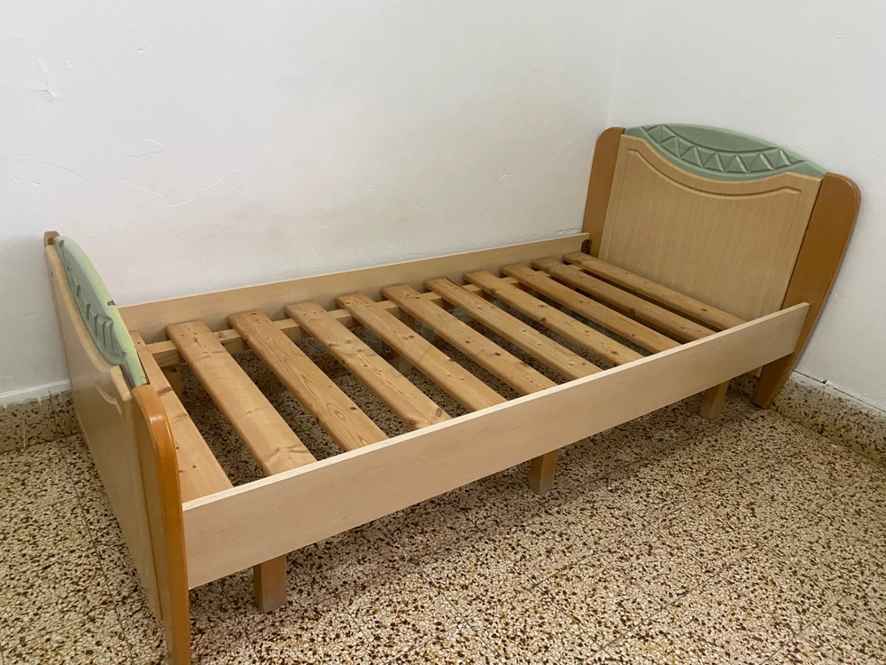Vente d'un lit d'une place a 300 dinars