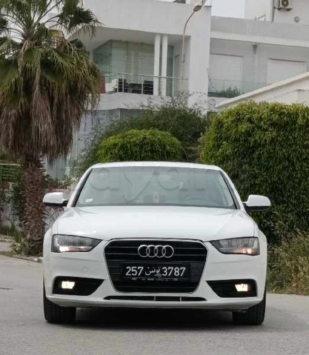 Carte voiture Audi A4