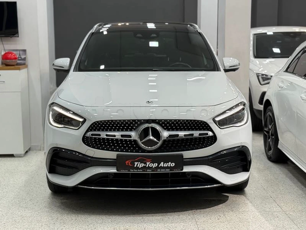 Carte voiture Mercedes-Benz Classe GLA