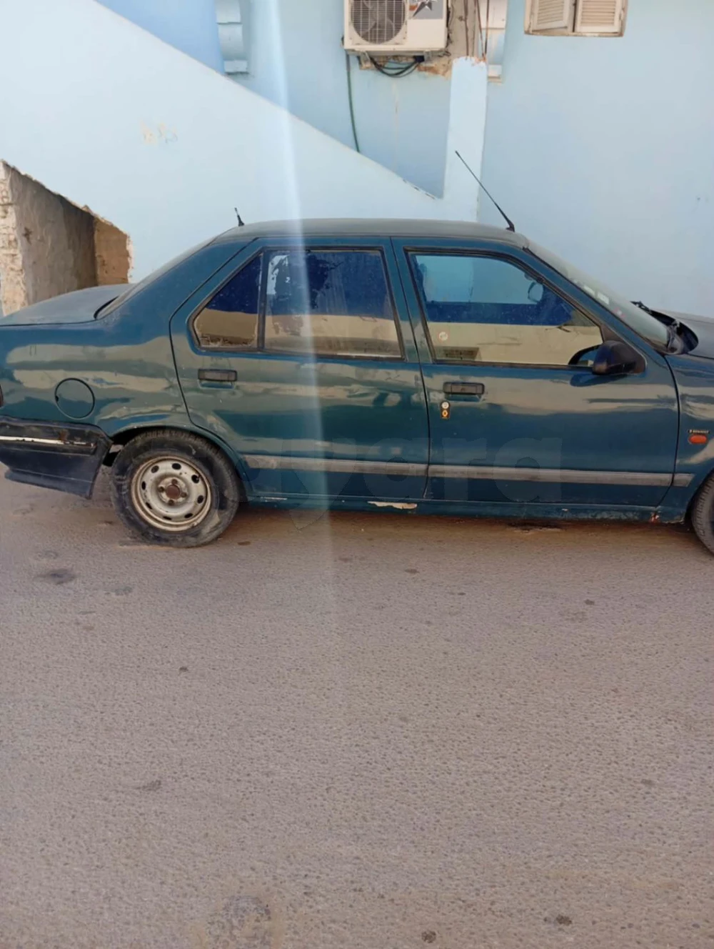 Renault R19