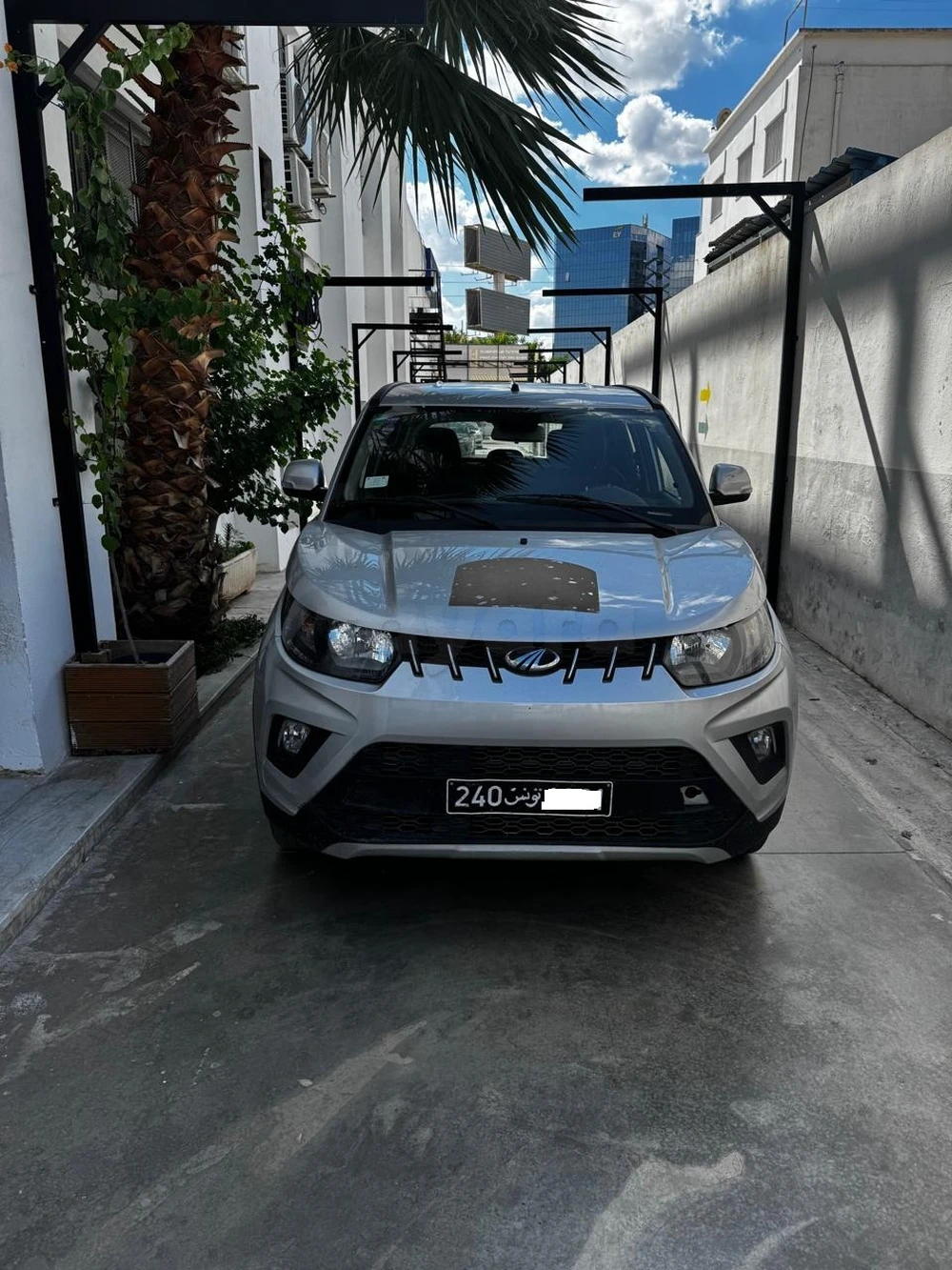 Mahindra Hover
