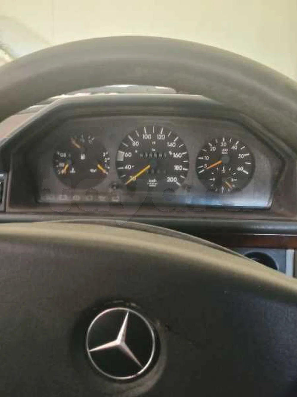 Mercedes-Benz 250