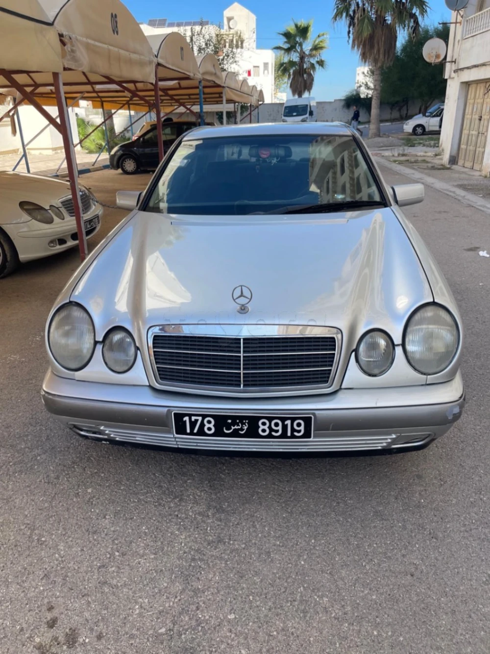 Carte voiture Mercedes-Benz 220