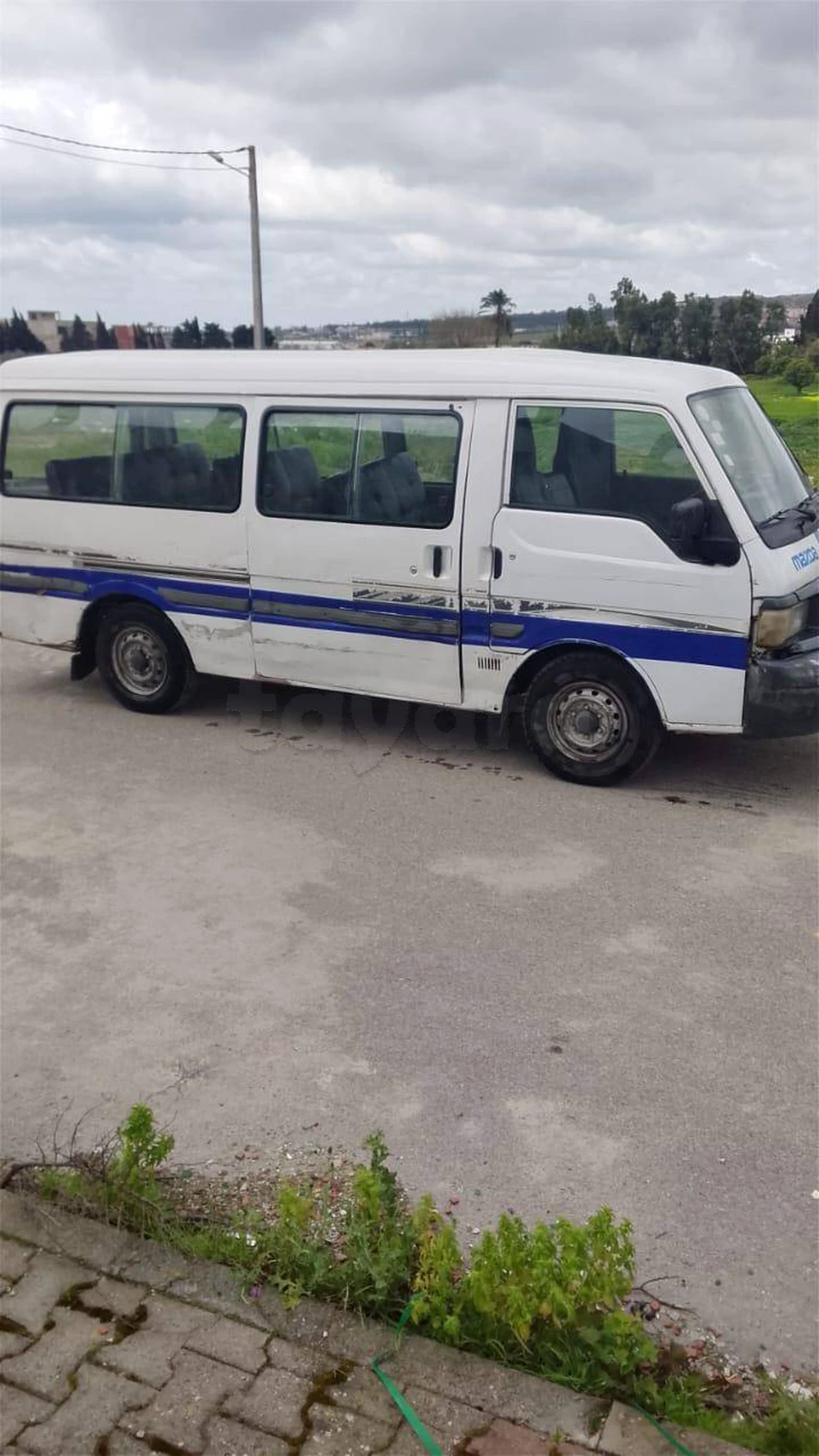 Mazda E2000