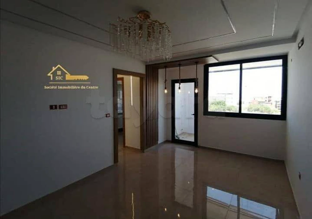A Vendre Appartement S+2 neuf jamais Habité près Souk Essebt Sahloul