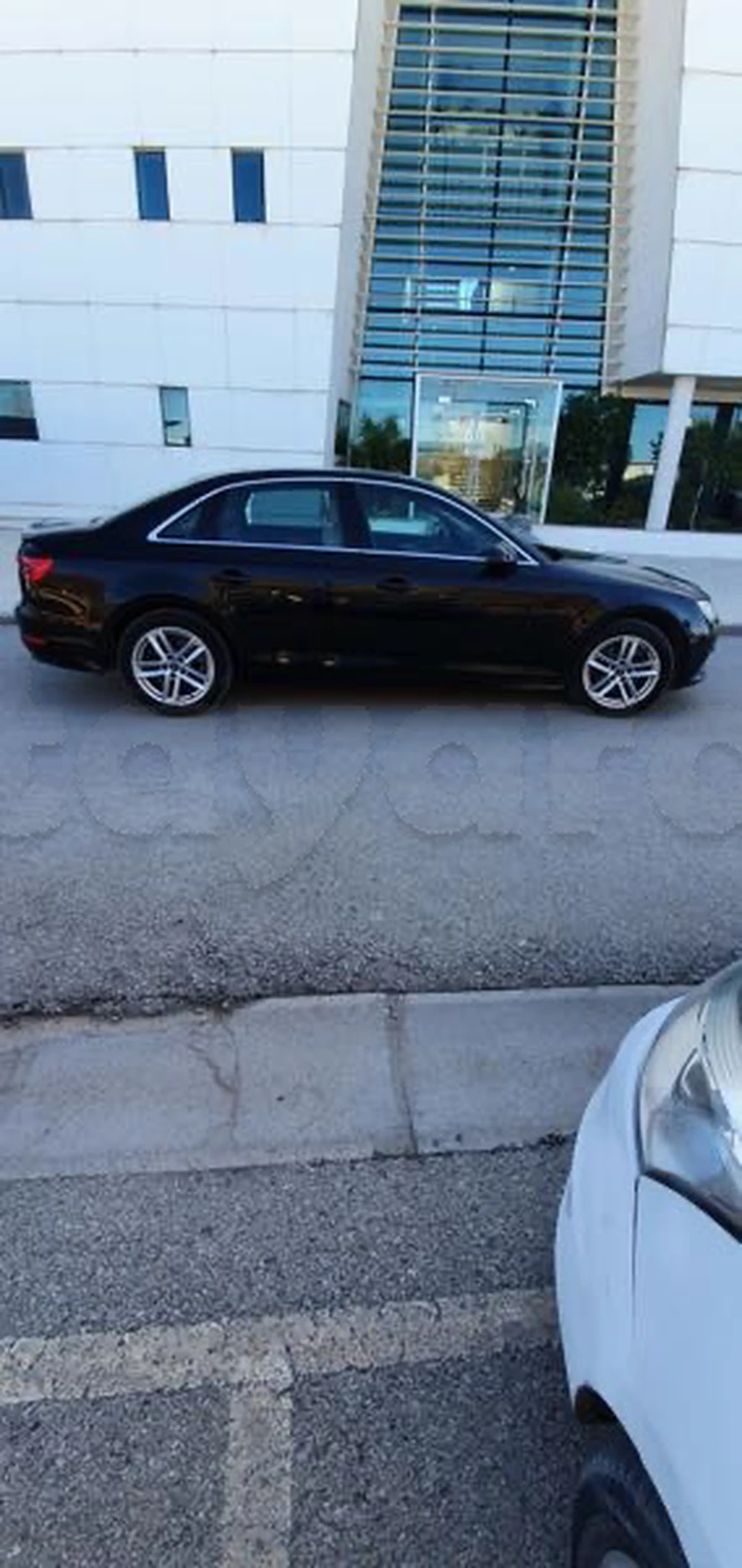 Carte voiture Audi A4