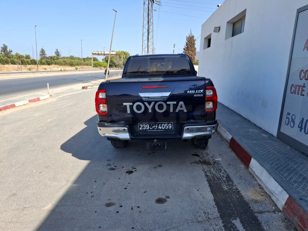 Toyota Hilux