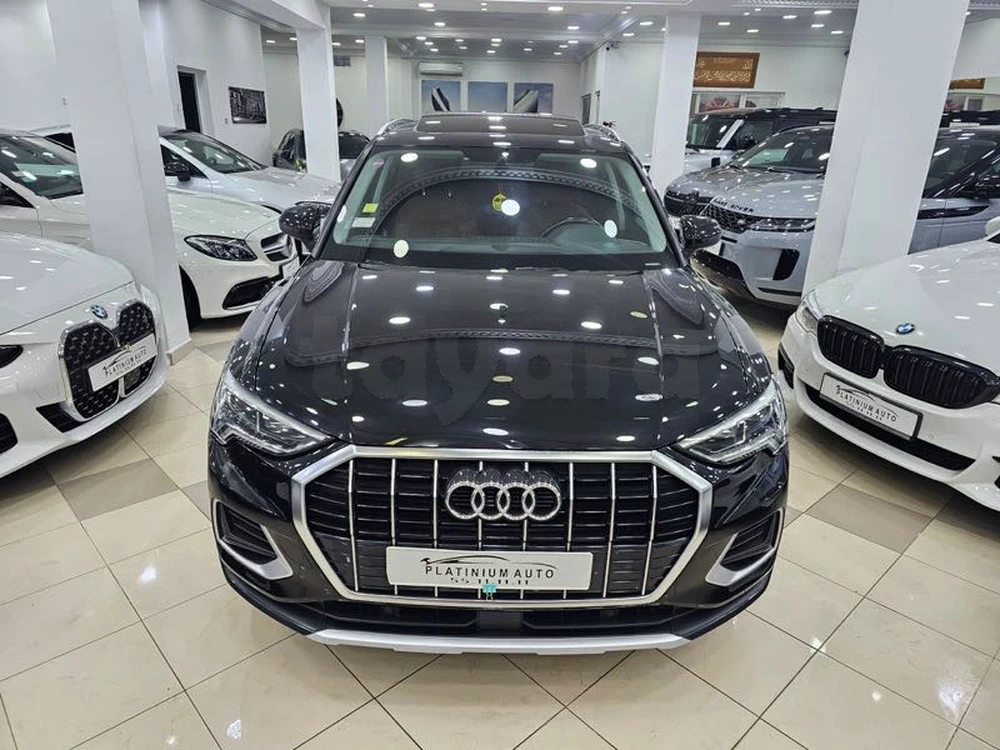 Carte voiture Audi Q3