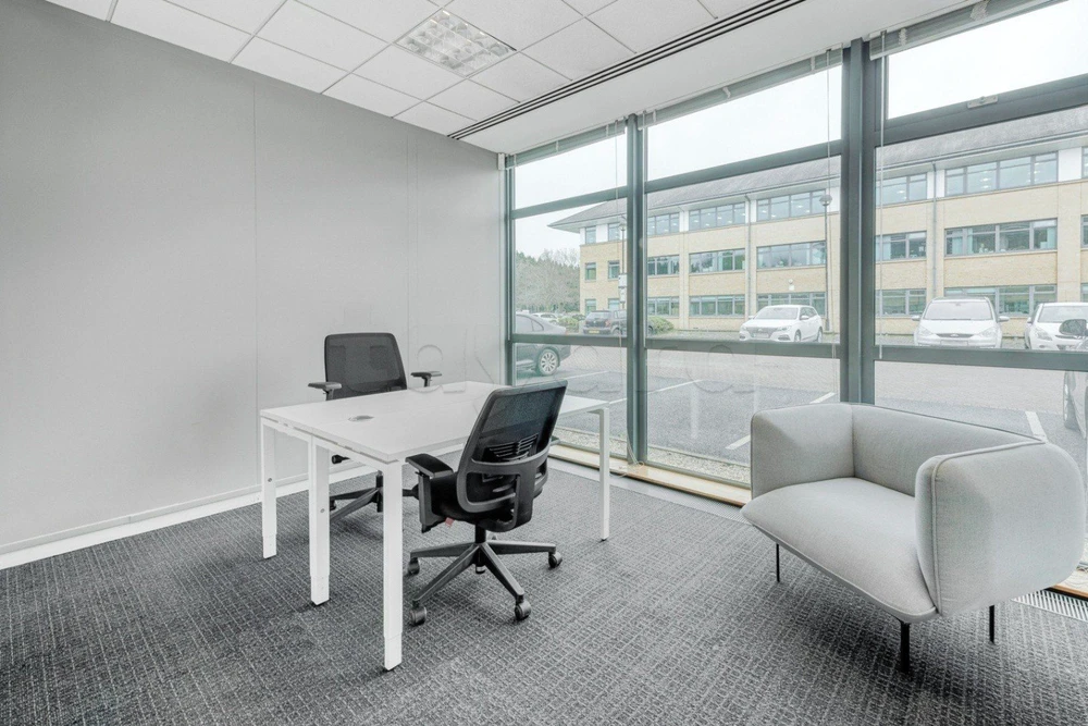 Accès tout compris à un espace de travail professionnel pour 2 personnes à Tunis, Regus Berges du Lac 3