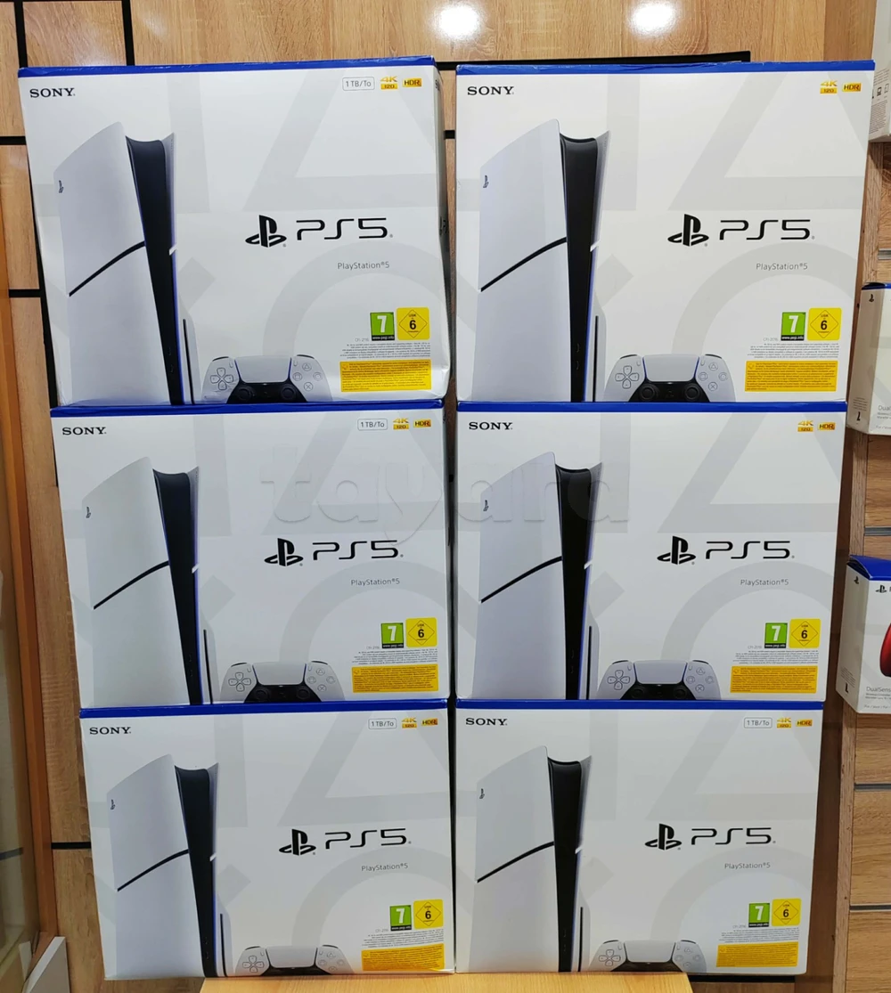 ✨ PS5 Slim Standard ✨️ Modèle européen neuf sous blister