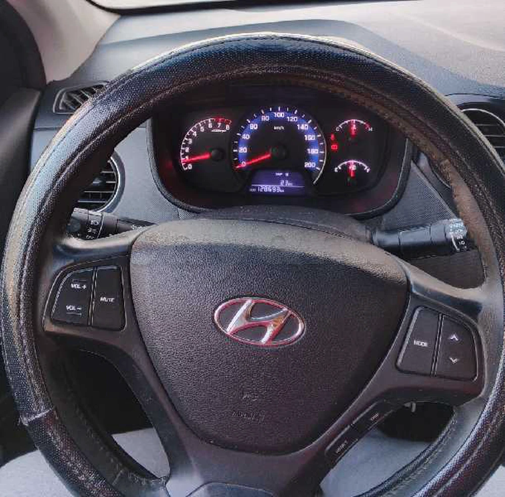 Carte voiture Hyundai i10