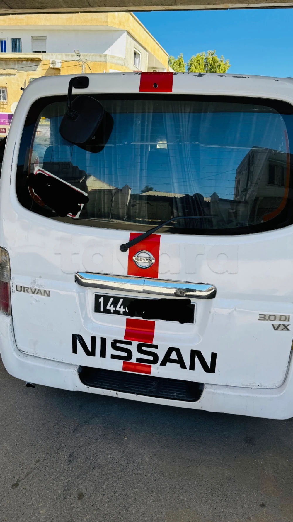 Nissan Urvan