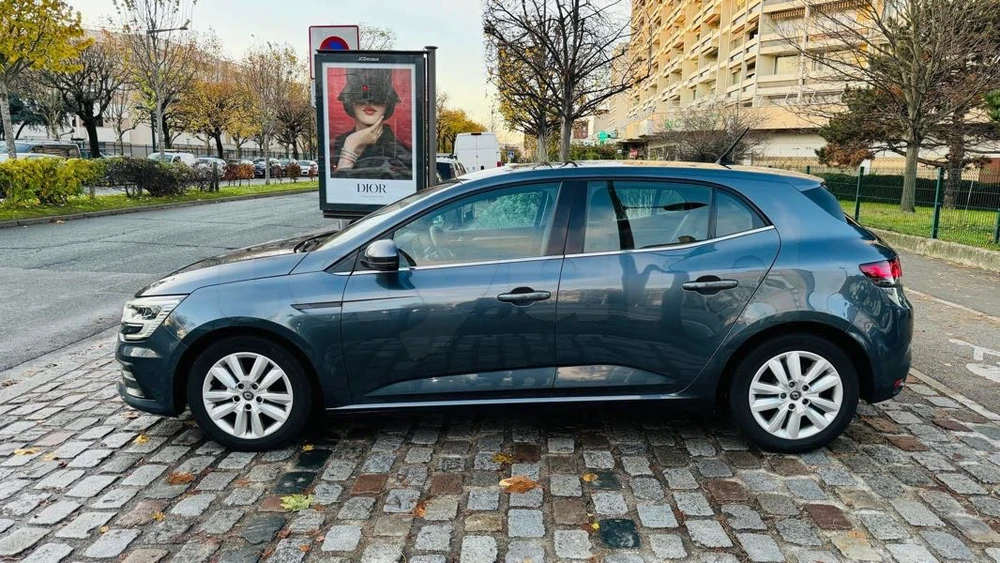 Carte voiture Renault Megane