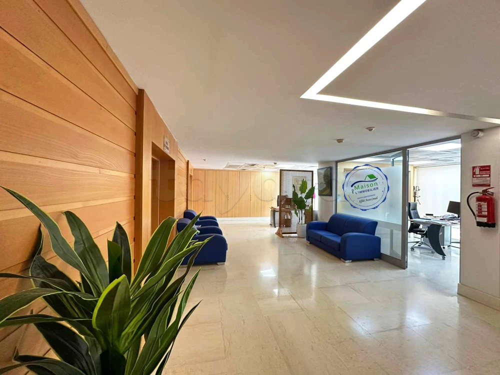 A louer immeuble bureautique 3 niv 1130 m² Cité Jardins