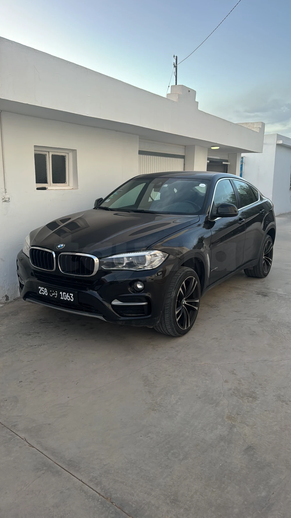 Carte voiture BMW X6