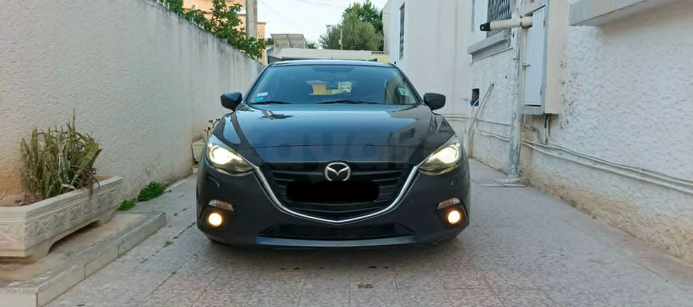 Carte voiture Mazda 3