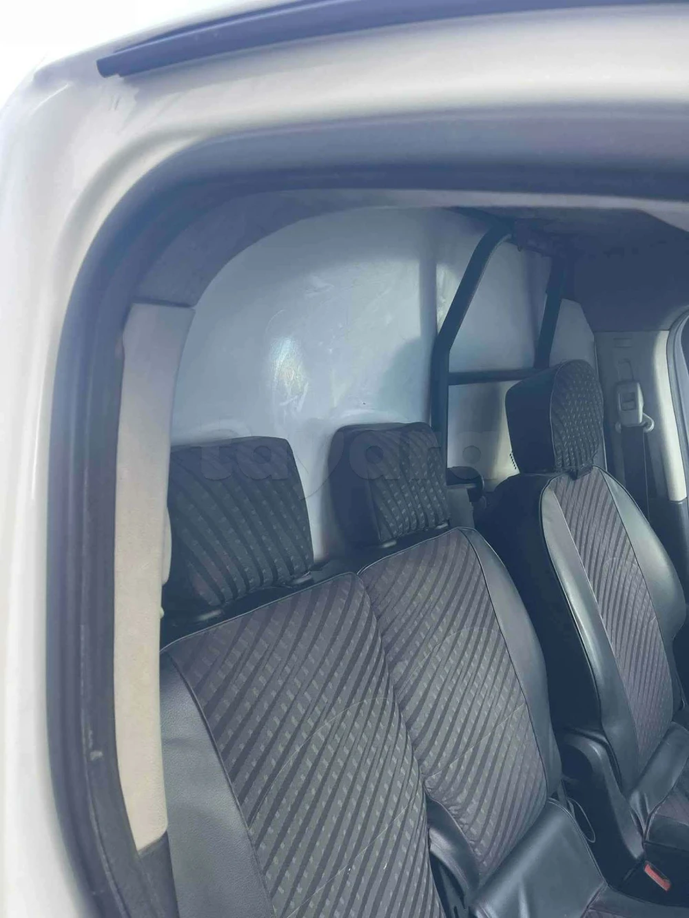 Carte voiture Peugeot Partner