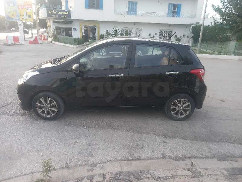 Carte voiture Hyundai Grand i10