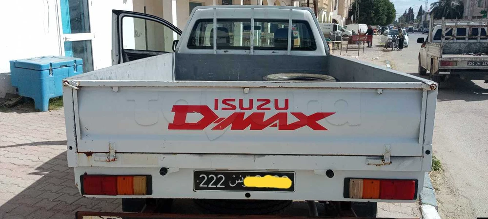 Carte voiture Isuzu D-Max