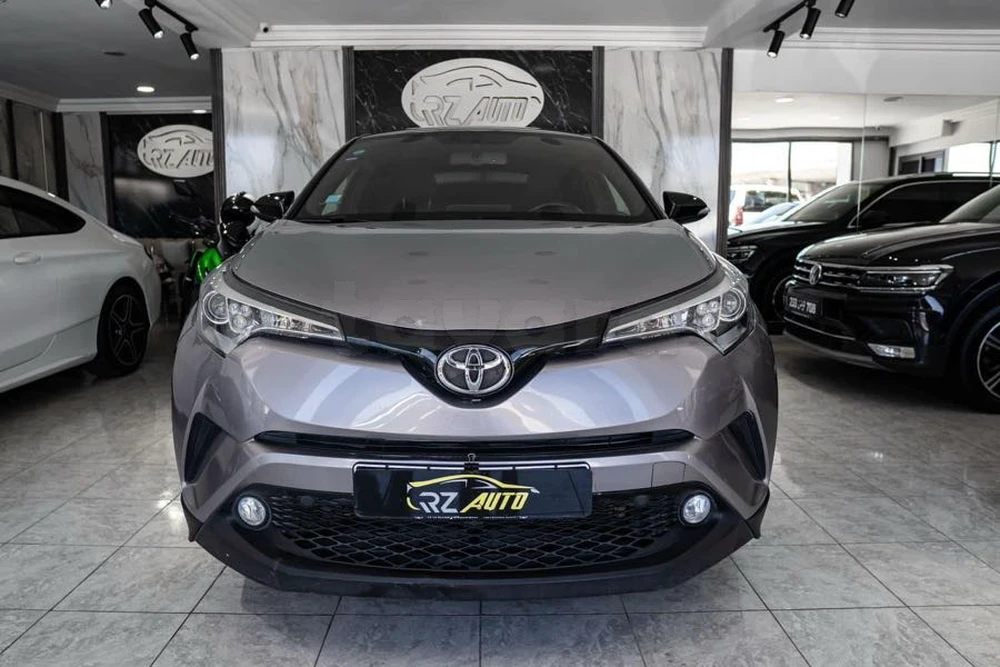 Carte voiture Toyota C-HR