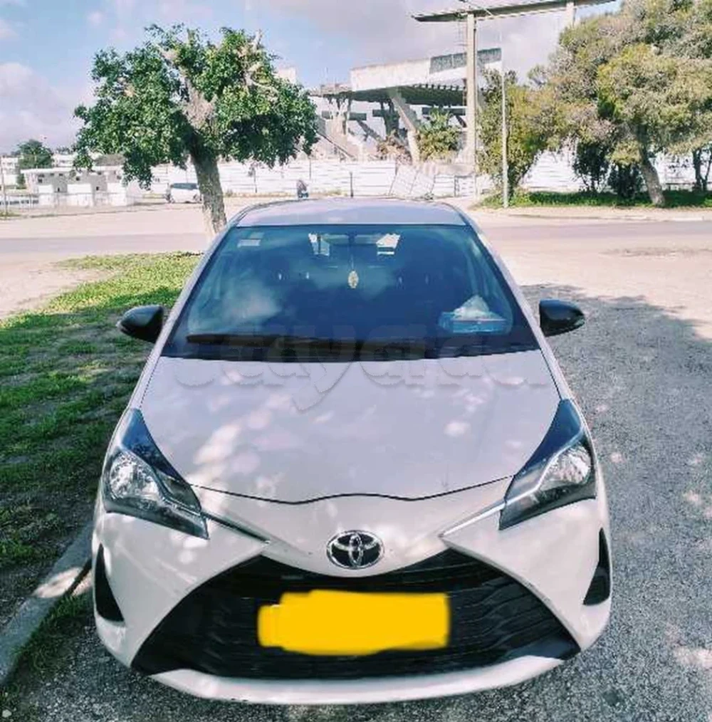 Carte voiture Toyota Yaris