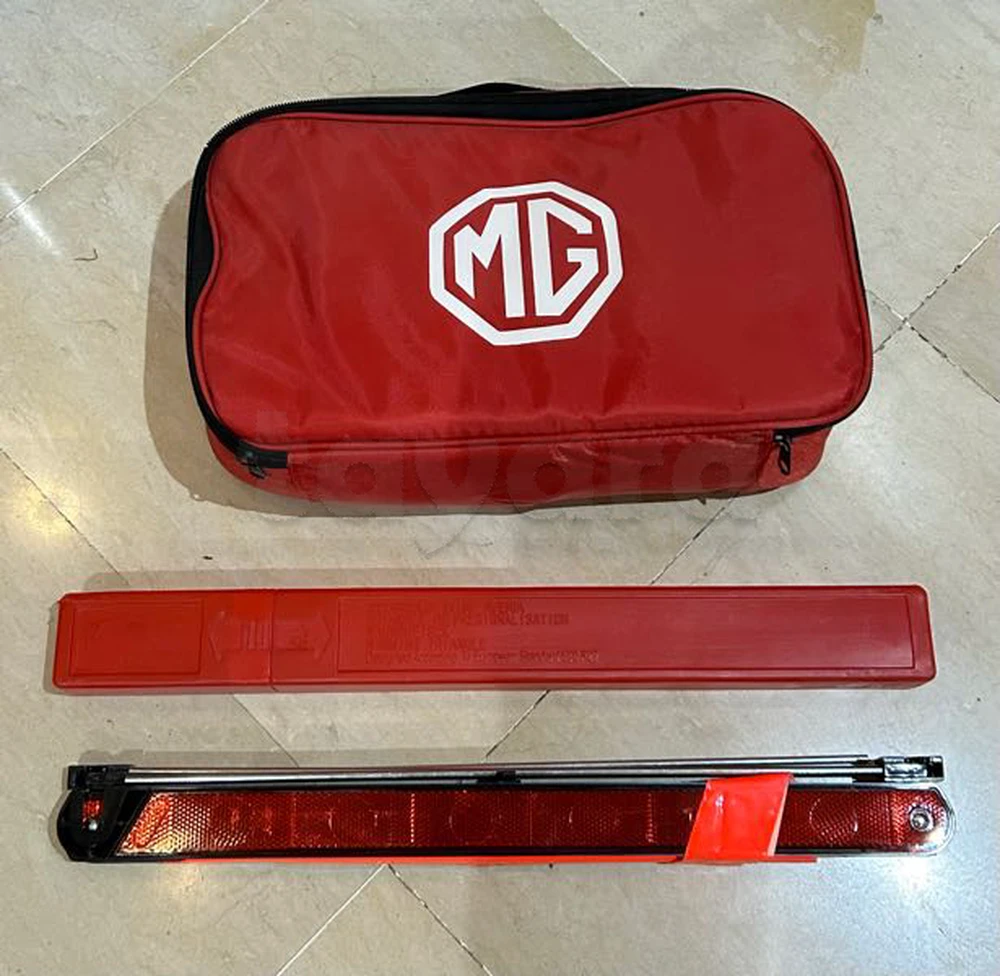 MG HS