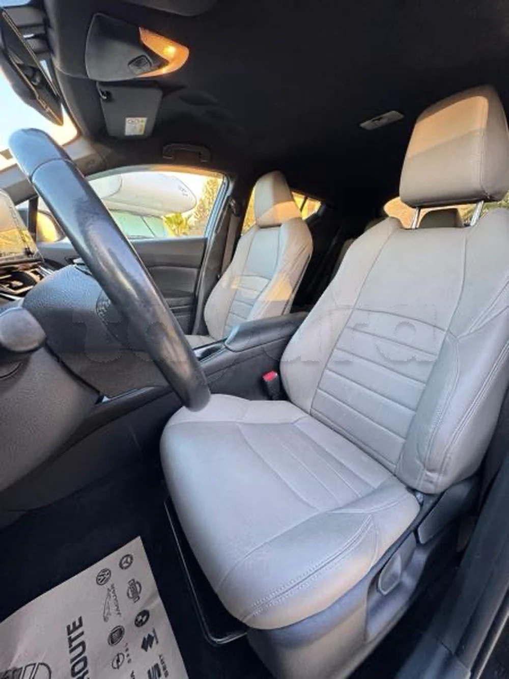 Carte voiture Toyota C-HR