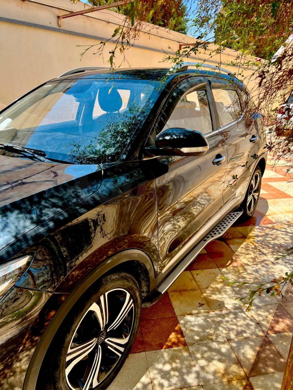 MG ZS