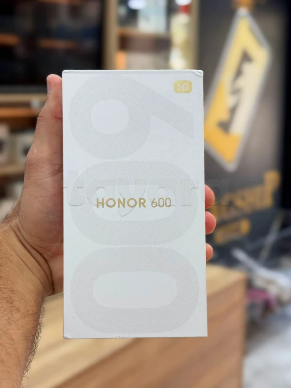 Honor 600 5G paquet fermé