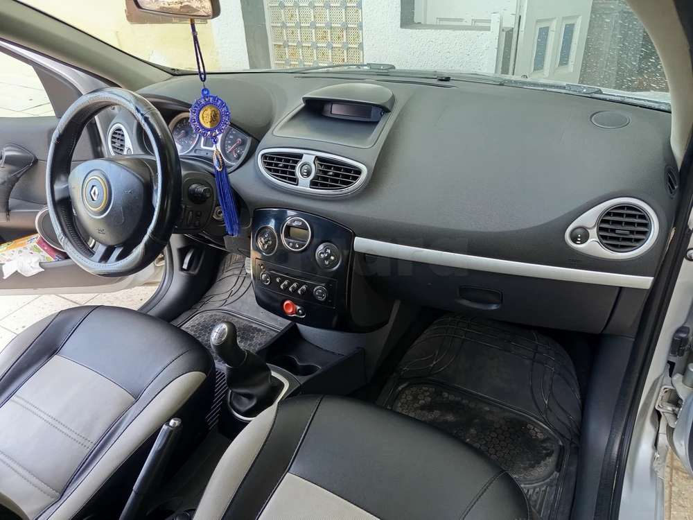 Carte voiture Renault Clio