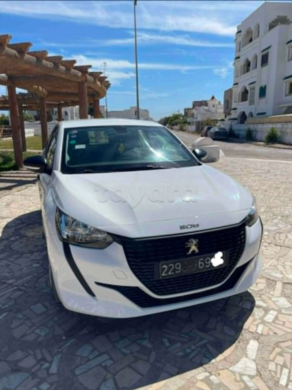 Carte voiture Peugeot 208
