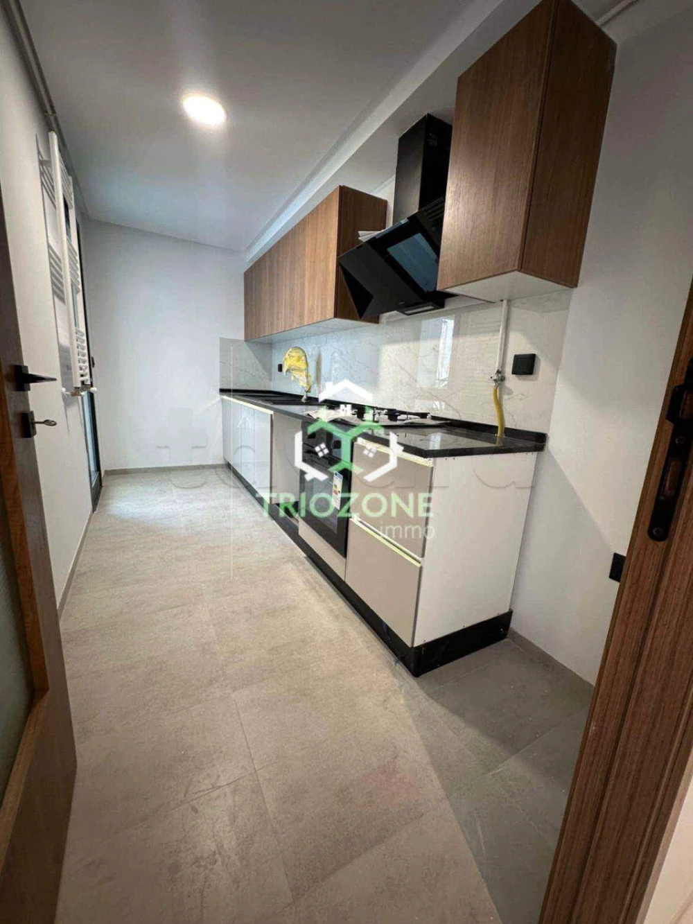 A louer appartement S+2 très haut standing jamais habité à Ain zaghouan