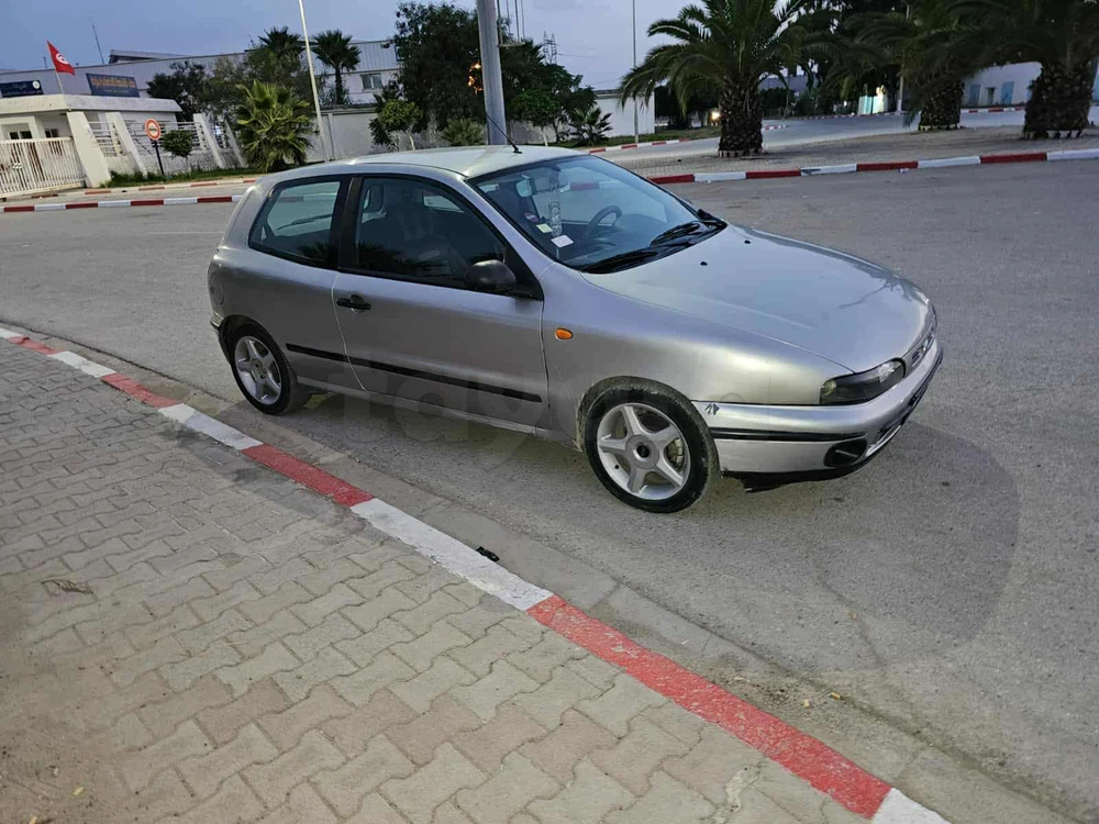 Carte voiture Fiat Bravo
