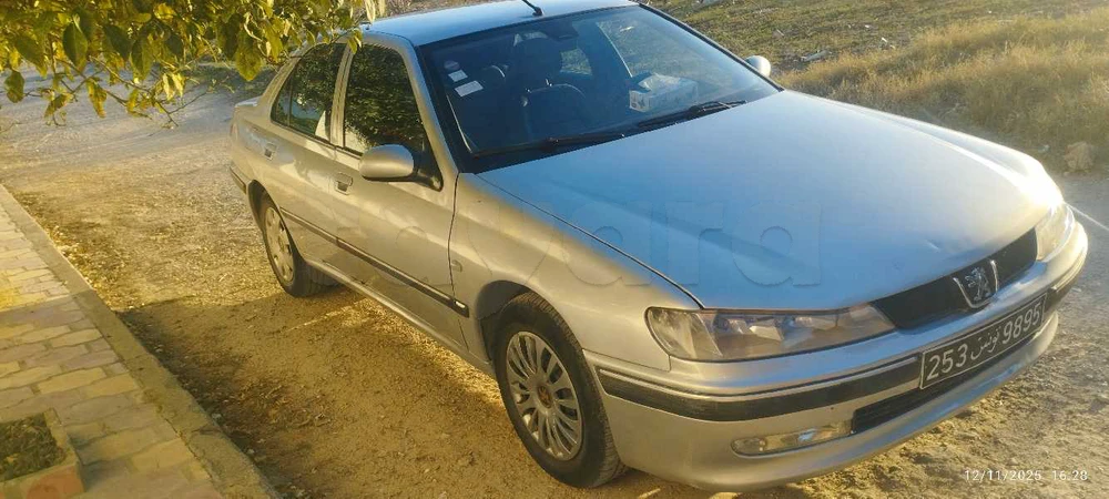 Peugeot 406