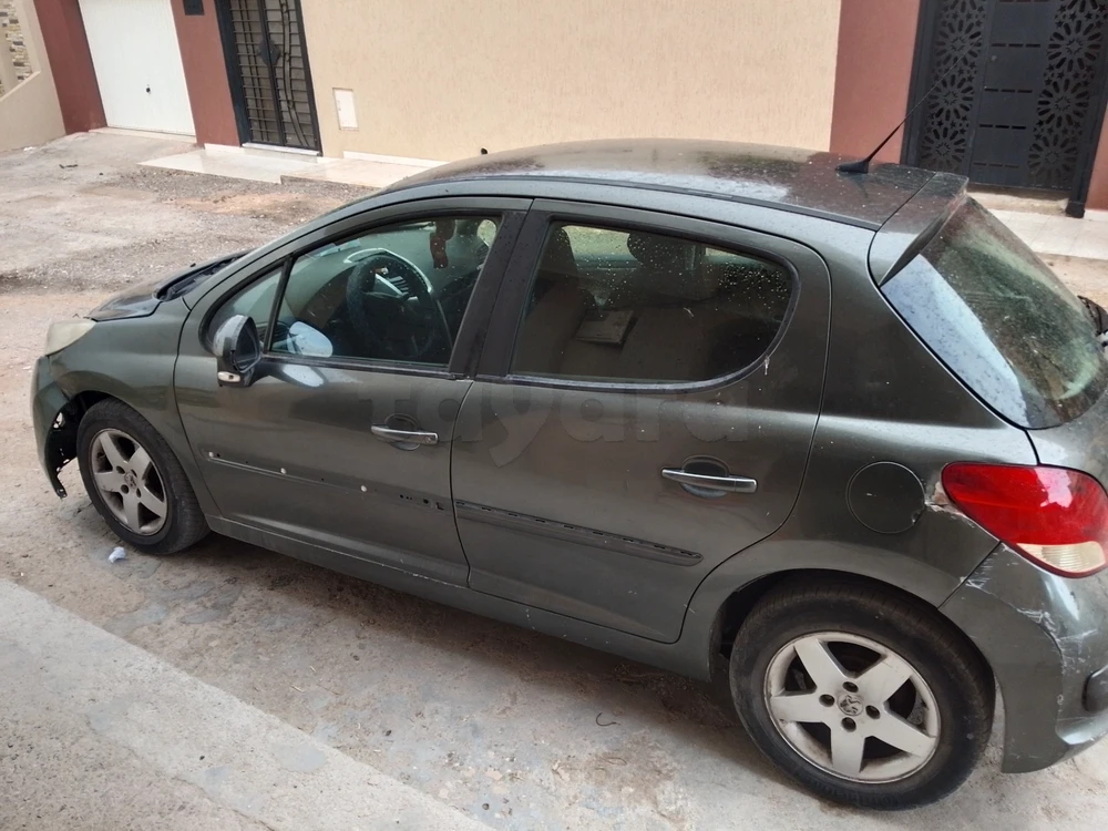 Carte voiture Peugeot 207