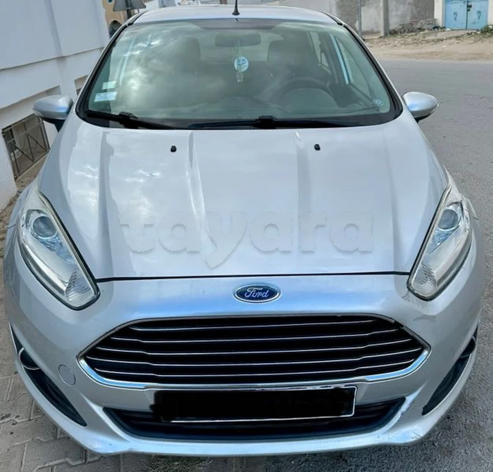 Carte voiture Ford Fiesta
