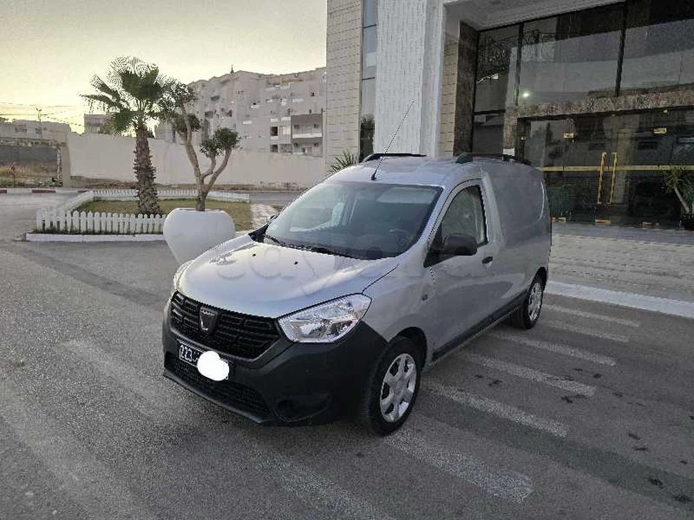 Carte voiture Dacia Dokker