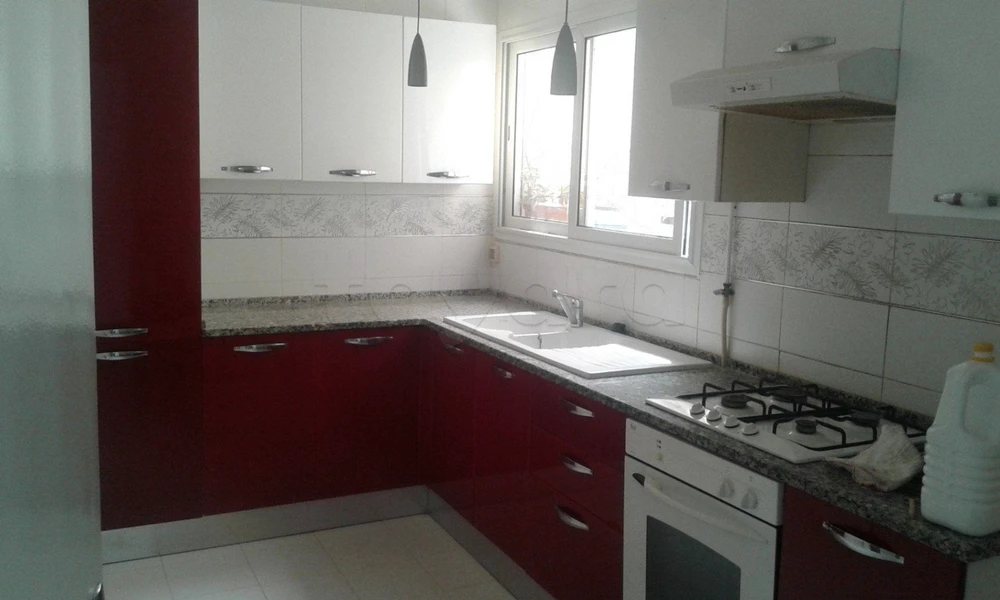 location appartement salon +2 avenue taieb mhiri en face parc belvedere