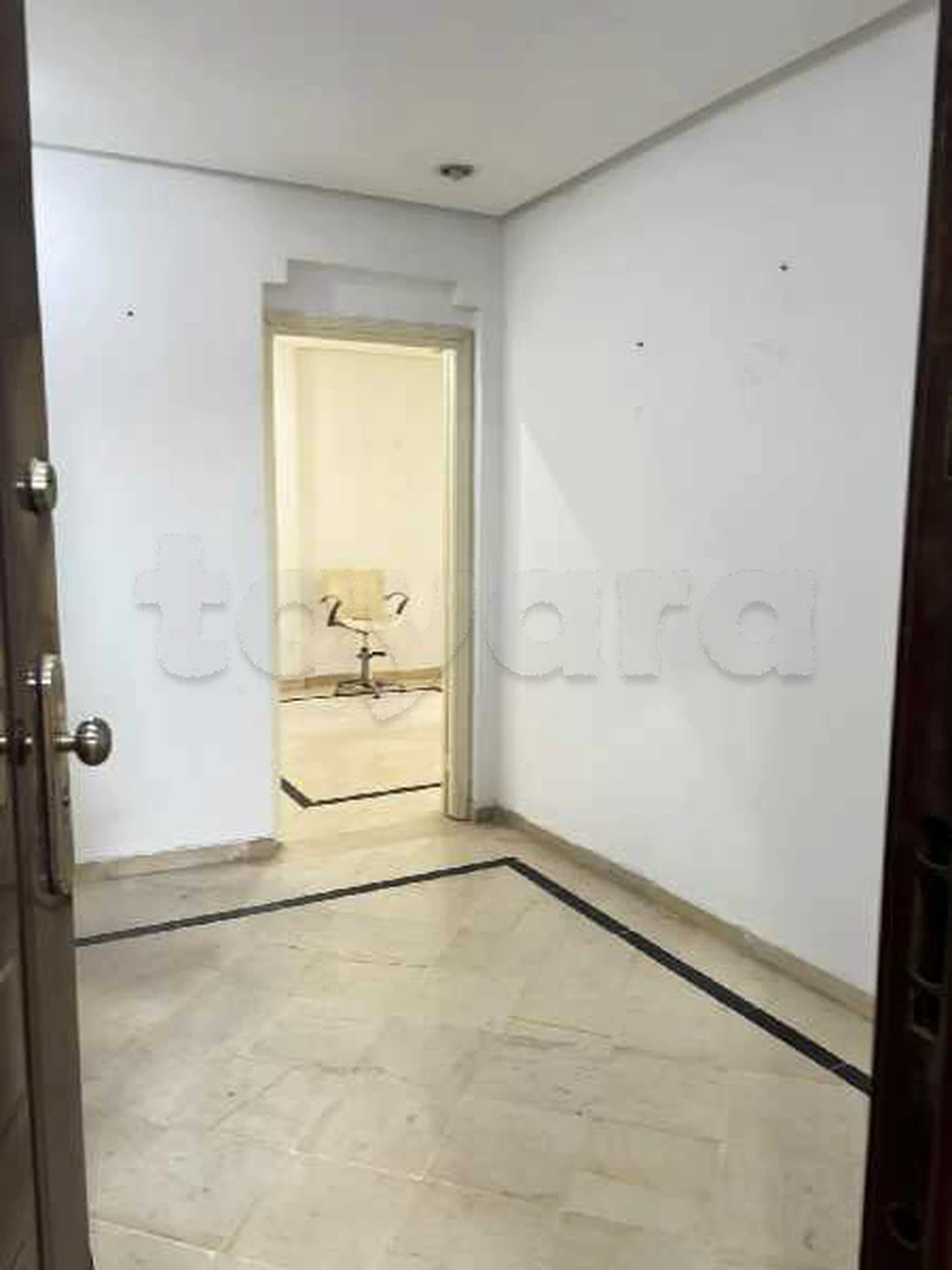 Bureau S+2 Rond-point soukra Ariana