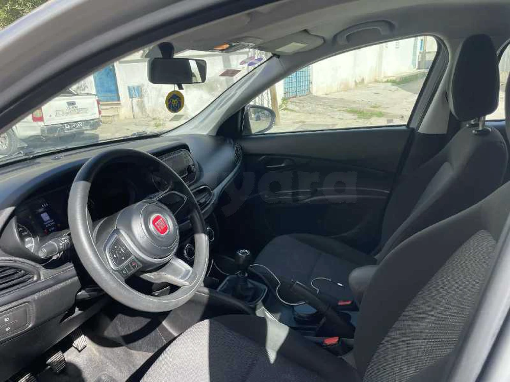 Carte voiture Fiat Tipo