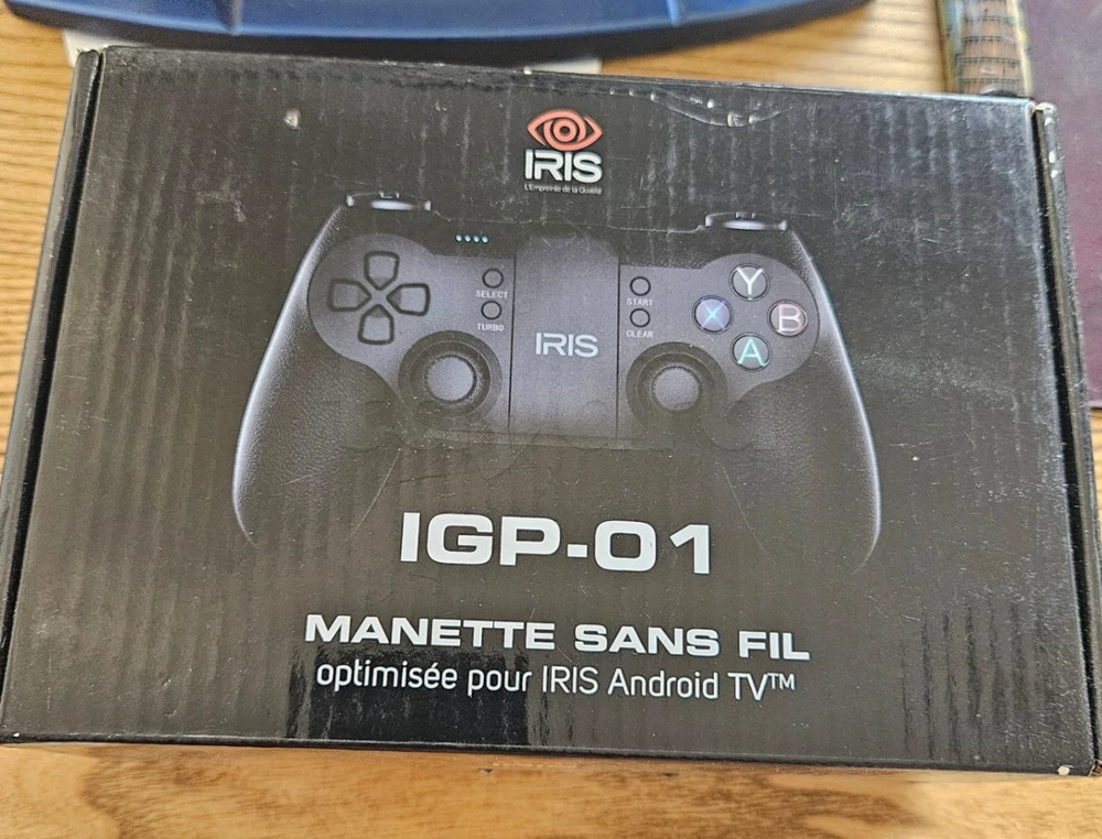 manette de jeux smartphone et tV Bluetooth marque iris